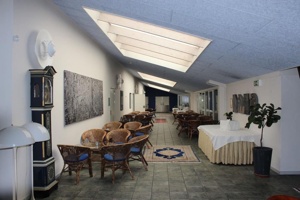 Montra Hotel Ханстхольм Экстерьер фото